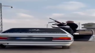 Araçtan düşen maganda ölümden döndü