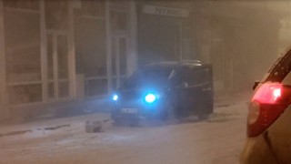 Ardahanda araç sahipleri gece nöbetinde