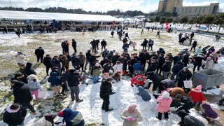 Arnavutköyde kar festivali renkli görüntülere sahne oldu