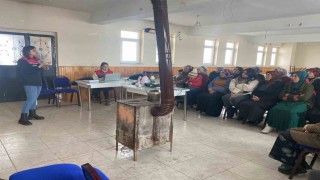 Arpaçayda kadın çiftçiler hem öğreniyor hem güçleniyor