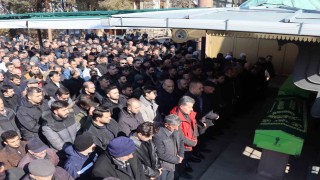 Atalay Özbek son yolculuğuna dualarla uğurlandı