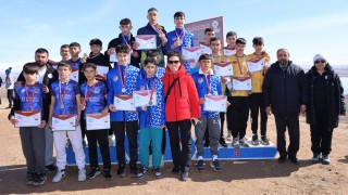 Atletizmde Büyük Başarı! Osmaniyeli Öğrenciler Türkiye Finallerine Yükseldi