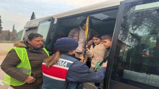 Aydında jandarma ekiplerinden okul önü denetimi