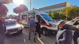 Aydında otomobiller çarpıştı: 3 yaralı