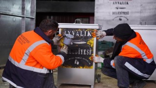 Ayvalık Belediyesi, öz kaynaklarıyla konteyner üretiyor