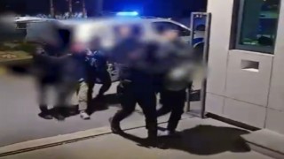 Azılı hırsız camiyi soyarken suçüstü yakalandı