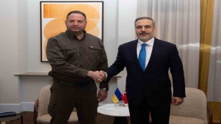 Bakan Fidan Ukrayna Cumhurbaşkanlığı Ofisi Başkanı Andriy Yermak ile görüştü
