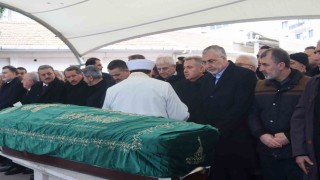 Bakan Işıkhanın ablası son yolculuğuna uğurlandı