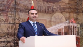 Bakan Kacır, Cumhurbaşkanlığı Dolmabahçe Ofisinde İtalyan Bakan Urso ile görüştü