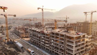 Bakan Kurum: Asrın inşasına 7/24 tam gaz devam