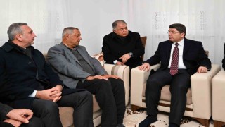 Bakan Tunç, Nurdağında depremzede ailelerle bir araya geldi