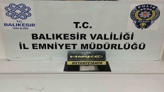 Balıkesirde uyuşturucu taciri 2 kişi yakalandı