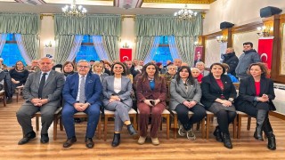 Bandırmada ‘Kadın Hakları ve Kazanımları söyleşisi gerçekleştirildi