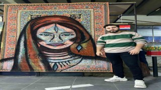 Bandırmada sprey boya ile eski halılar sanata dönüşüyor