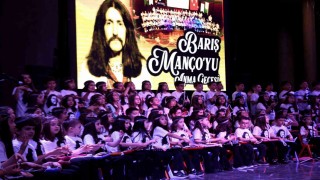 Barış Manço Osmangazide muhteşem konserle anıldı