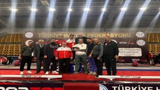 BARÜlü sporculardan halter ve kick boksta 9 madalya