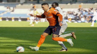 Başakşehir, Davidsonun Qingdao West FCye transfer olduğunu duyurdu