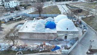 Başkan Altay: Meramdaki Tarihi Karamanoğlu Mehmet Bey Hamamını turizme kazandırıyoruz