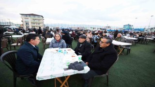 Başkan Aras, Hatay ve Malatyada depremzedeler ile bir araya geldi