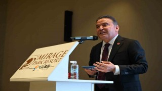 Muhittin Böcek: Antalya İçin Turizm Master Planı Gerekiyor