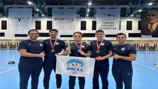 Başkan Büyükkılıçtan Spor AŞ sporcularına altın tebrik