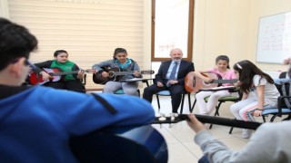 Başkan Çolakbayrakdar: Geleceğin güçlü Türkiyesine hazır nesiller yetiştiriyoruz