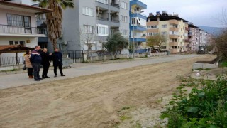 Başkan Doğanca, parke döşeme çalışmalarını yerinde inceledi