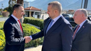 Başkan Erdoğan, Merkez Bankası Başkanı Karahana sektörlerin taleplerini iletti