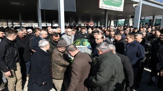 Başkan Geçitin annesi dualarla son yolculuğuna uğurlandı