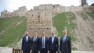 Hatay Belediye Başkanı Öntürk’ten Suriye Ziyareti