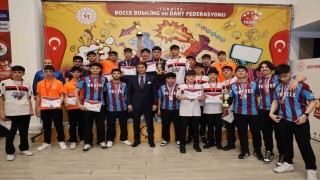 Bayburt Mesleki ve Teknik Anadolu Lisesi, bowlingde Türkiye şampiyonu oldu
