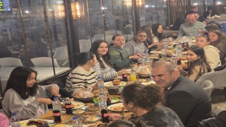 Bayırköy Kız Voleybol oyuncularına motivasyon yemeği