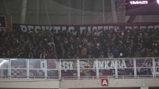 Beşiktaş taraftarları takımını yalnız bırakmadı