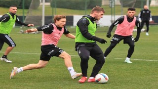 Beşiktaşta Elan Ricardo, takımla ilk antrenmanına çıktı