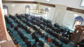 Besnide Necip Öztürk Camii ibadete açıldı