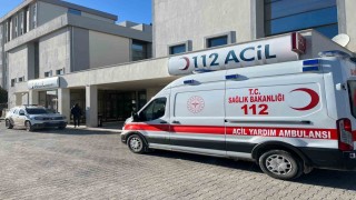Besnide otomobilin çarptığı çocuk yaralandı