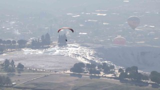 Beyaz cennet Pamukkaleyi gökyüzünden izleten turlar ilgi görüyor
