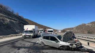 Bilecikte trafik kazası, 3 yaralı