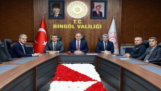 Bingölde, depremlerde hayatını kaybedenler anıldı