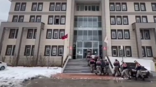 Bitlis merkezli uyuşturucu operasyonu: 9 tutuklama