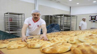 Bolu Belediyesi Halk Ekmekte Ramazan pidesi 18 lira