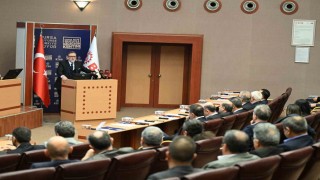 BTSO Yönetim Kurulu Başkanı İbrahim Burkay: Döviz cinsi borçlanmanın önündeki engeller kaldırılmalı