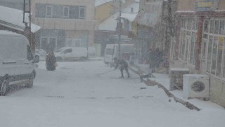 Bulanıkta 48 köy yolu ulaşıma kapandı