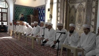 Bursada 20 din görevlisi, Tashih-i Huruf Kursu mezuniyet belgelerini aldı