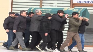 Büyükçekmecede öldürülen adam son yolcuğuna uğurlandı