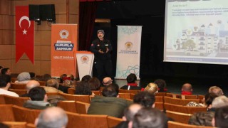 Büyükşehir arama kurtarma ekibinden 6 Şubat anma programı