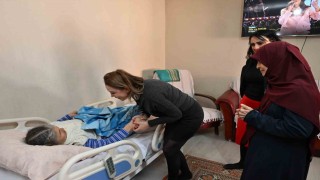 Büyükşehirin evde bakım hizmeti devam ediyor