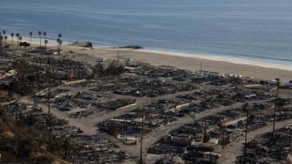 Californiada 29 kişinin öldüğü iki orman yangını kontrol altına alındı