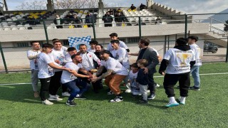 Camiden yeşil sahalara uzanan şampiyonluk