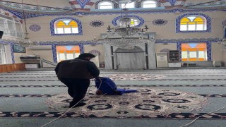 Camilerde Ramazan hazırlığı